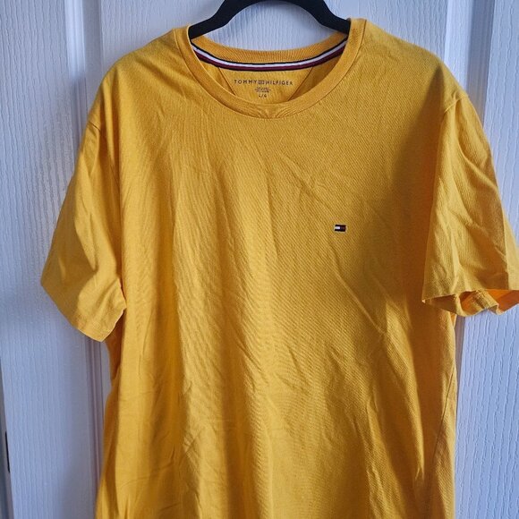 🔆3 for $10! Tommy Hilfiger Men's Short-Sleeve Tee (Set of 2) - Picture 1 of 8